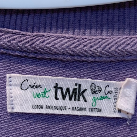 Graphic angel sweat shirt. - Picture 2 of 3